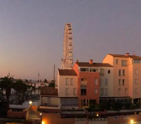 Cap D’agde Centre Port Avec Parking Privé Et Belle Vue Port Et Appartement Agde