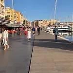شقة Cap D'agde Centre Port Avec Parking Prive Et Belle Vue Port Et